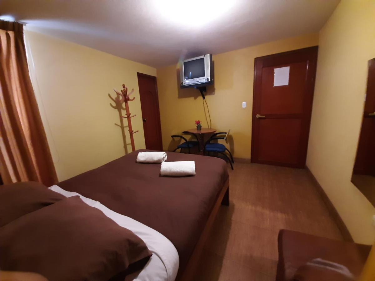 Hostal Don Cristobal Аякучо Экстерьер фото
